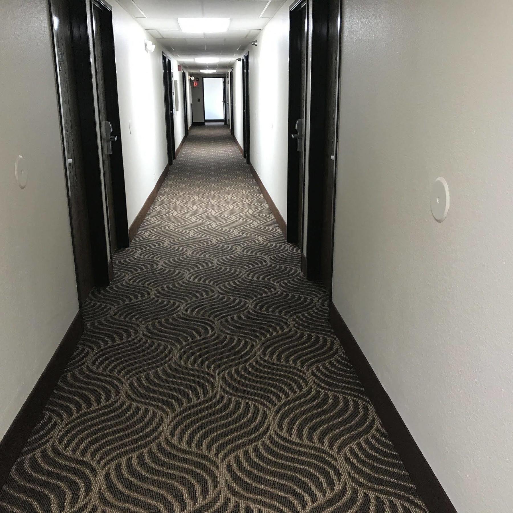 Super 8 By Wyndham Omaha/West Dodge Motel Exterior photo
